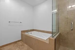 1728 NW Riverscape St, Portland, OR 97209 - Photo 24