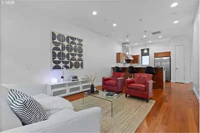 1728 NW Riverscape St, Portland, OR 97209 - Photo 2