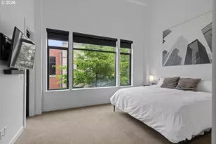 1728 NW Riverscape St, Portland, OR 97209 - Photo 16