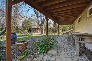 907 SW Halsey St, Troutdale, OR 97060 - Photo 46