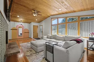 907 SW Halsey St, Troutdale, OR 97060 - Photo 8