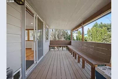 907 SW Halsey St, Troutdale, OR 97060 - Photo 24