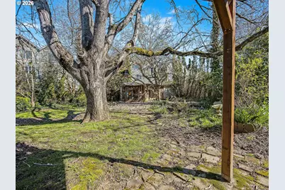 907 SW Halsey St, Troutdale, OR 97060 - Photo 48