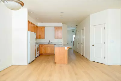 252 NW Eleven Mile Ave, Gresham, OR 97030 - Photo 16