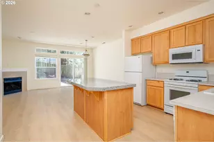 252 NW 11 Mile Ave, Gresham, OR 97030 - Photo 4