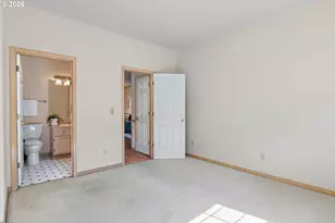 1012 NE Multnomah Dr, Fairview, OR 97024 - Photo 16