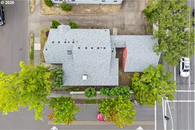 1012 NE Multnomah Dr, Fairview, OR 97024 - Photo 30