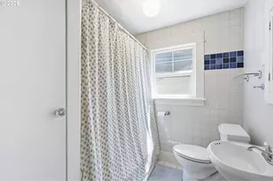 7464 SW 53rd Ave, Portland, OR 97219 - Photo 18