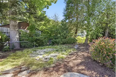 7464 SW 53rd Ave, Portland, OR 97219 - Photo 28