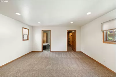 655 S 12th Ct, Coos Bay, OR 97420 - Photo 18