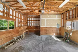 655 S 12th Ct, Coos Bay, OR 97420 - Photo 40