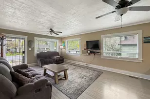 1724 Broadway St, Baker City, OR 97814 - Photo 6