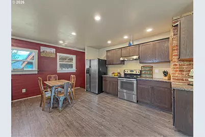 1724 Broadway St, Baker City, OR 97814 - Photo 12
