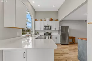 116 NE James St, Camas, WA 98607 - Photo 8