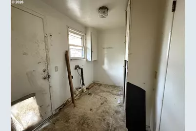 4694 Daisy St, Springfield, OR 97478 - Photo 8
