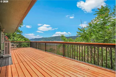 6740 N Willamette Blvd, Portland, OR 97203 - Photo 4