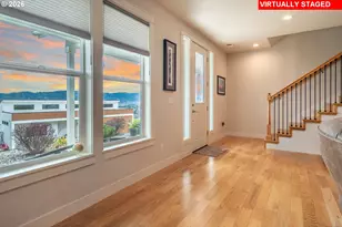 1926 NW Warewood Terrace Ct, Roseburg, OR 97471 - Photo 2
