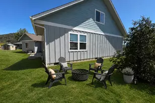 1926 NW Warewood Terrace Ct, Roseburg, OR 97471 - Photo 42