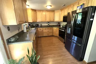 159 Fawn Dr, Roseburg, OR 97470 - Photo 8