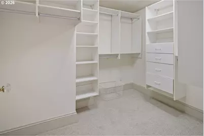 11605 S Elysium Pl, Portland, OR 97219 - Photo 32