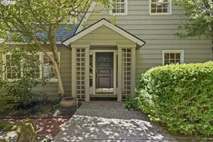 11605 S Elysium Pl, Portland, OR 97219 - Photo 4