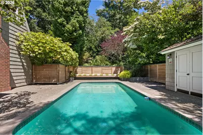 11605 S Elysium Pl, Portland, OR 97219 - Photo 40