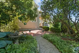 11605 S Elysium Pl, Portland, OR 97219 - Photo 42