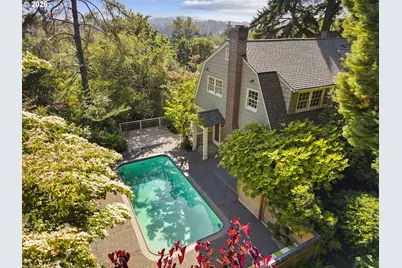 11605 S Elysium Pl, Portland, OR 97219 - Photo 2