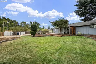 936 Quinalt St, Springfield, OR 97477 - Photo 28