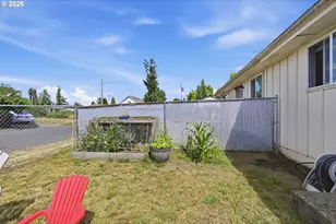 5104 E St, Springfield, OR 97478 - Photo 46