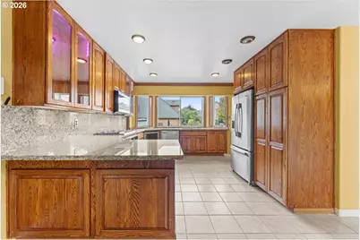 14135 SE Ridgecrest Rd, Happy Valley, OR 97086 - Photo 10