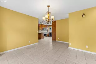 14135 SE Ridgecrest Rd, Happy Valley, OR 97086 - Photo 16