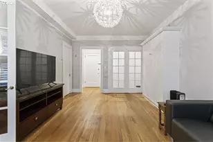 2015 NW Flanders St, Portland, OR 97209 - Photo 12