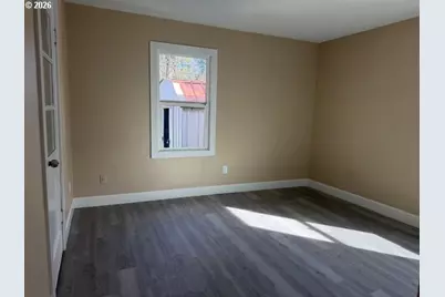 1075 Shipping St, Salem, OR 97301 - Photo 12