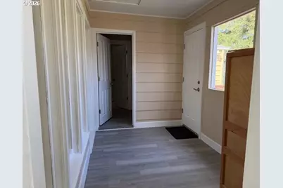 1075 Shipping St, Salem, OR 97301 - Photo 14