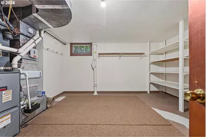 7655 NE Alameda St, Portland, OR 97213 - Photo 32