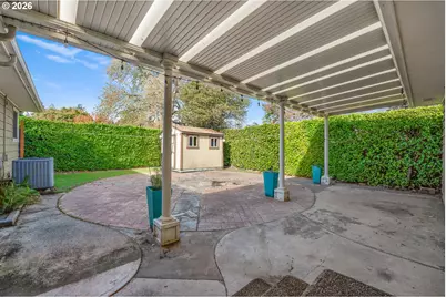 7655 NE Alameda St, Portland, OR 97213 - Photo 34