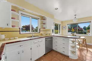7655 NE Alameda St, Portland, OR 97213 - Photo 12