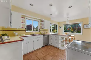 7655 NE Alameda St, Portland, OR 97213 - Photo 14