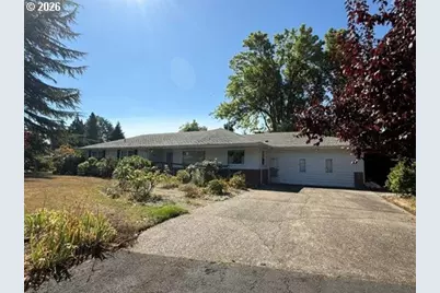 2444 Lariat Meadows Dr, Eugene, OR 97401 - Photo 2