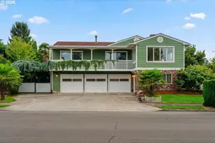 3812 NE 134th Ave, Portland, OR 97230 - Photo 2