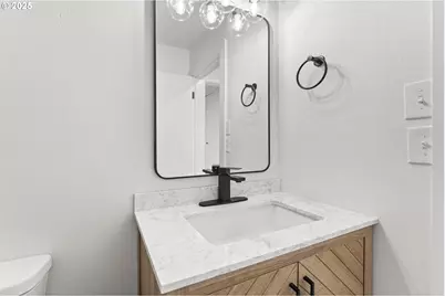 15133 SE Woodward St, Portland, OR 97236 - Photo 36