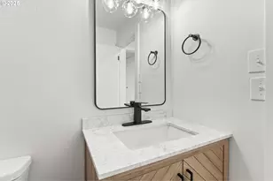 15133 SE Woodward St, Portland, OR 97236 - Photo 36