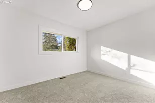 15133 SE Woodward St, Portland, OR 97236 - Photo 30