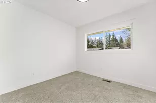 15133 SE Woodward St, Portland, OR 97236 - Photo 28