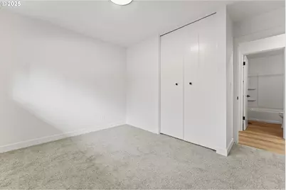 15133 SE Woodward St, Portland, OR 97236 - Photo 34