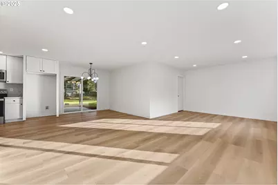 15133 SE Woodward St, Portland, OR 97236 - Photo 6