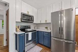 4333 NE 75th Ave, Portland, OR 97218 - Photo 10