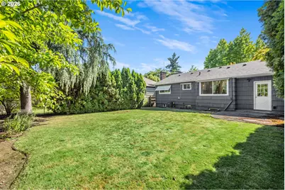 4333 NE 75th Ave, Portland, OR 97218 - Photo 32