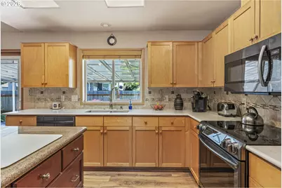 2951 Premiere Pl, Longview, WA 98632 - Photo 10